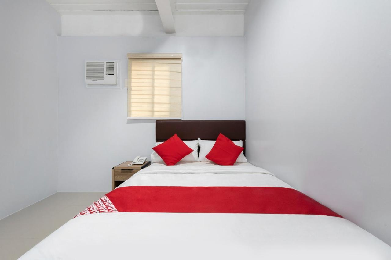 Super Oyo 515 Finnex Hotel Mandaluyong Екстер'єр фото