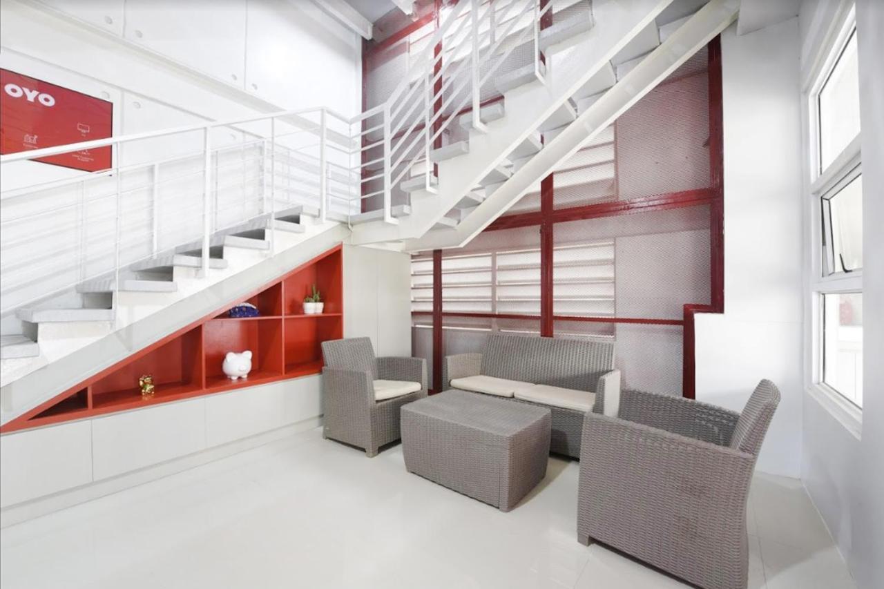 Super Oyo 515 Finnex Hotel Mandaluyong Екстер'єр фото
