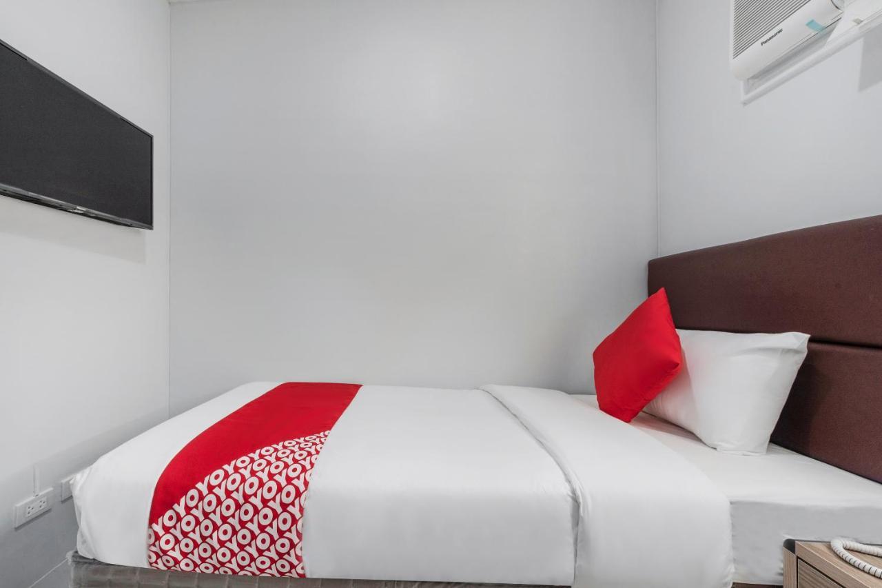 Super Oyo 515 Finnex Hotel Mandaluyong Екстер'єр фото